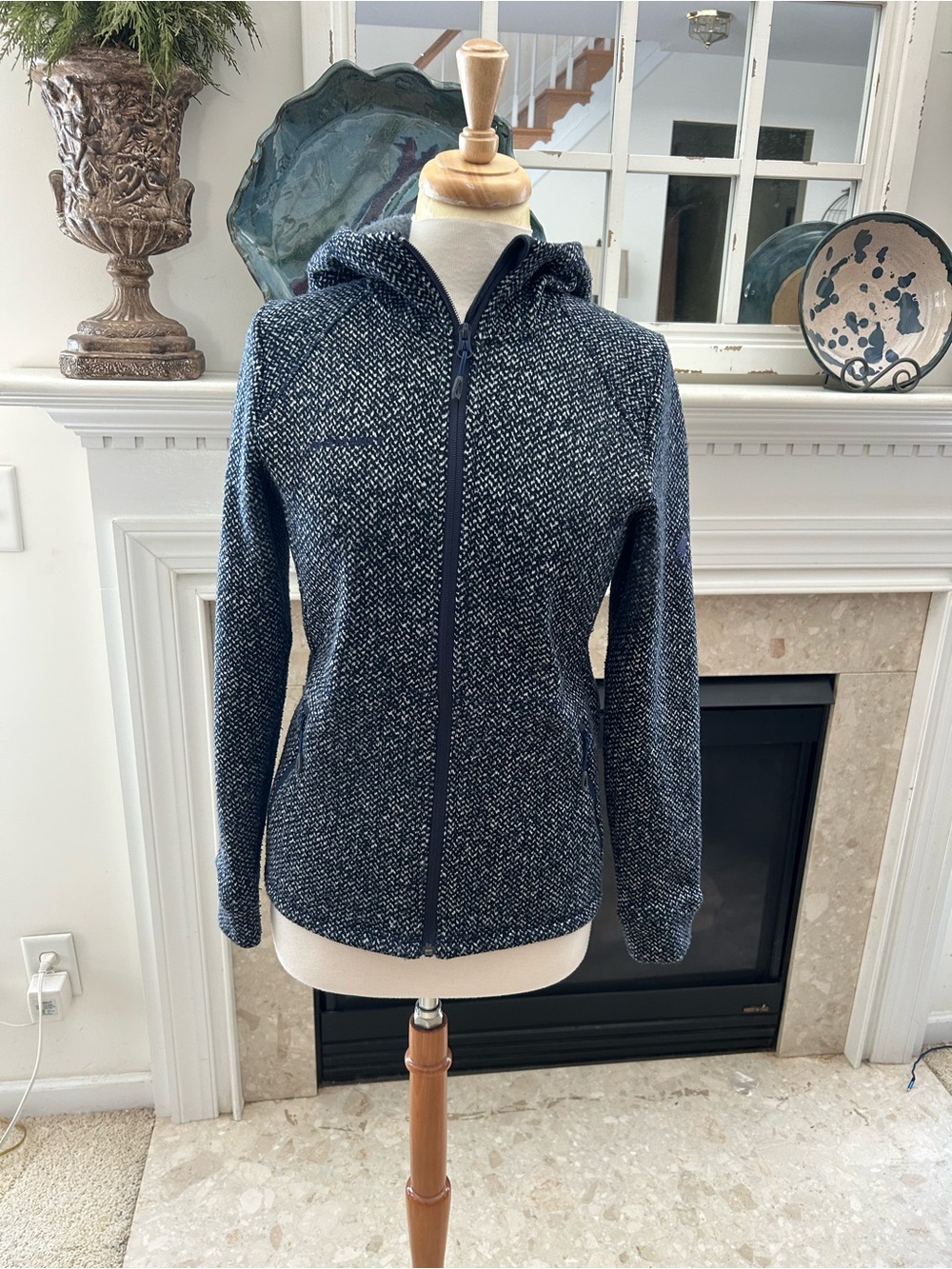 Mammut Navy Textured Fleece Hooded Zip-Up Jacket